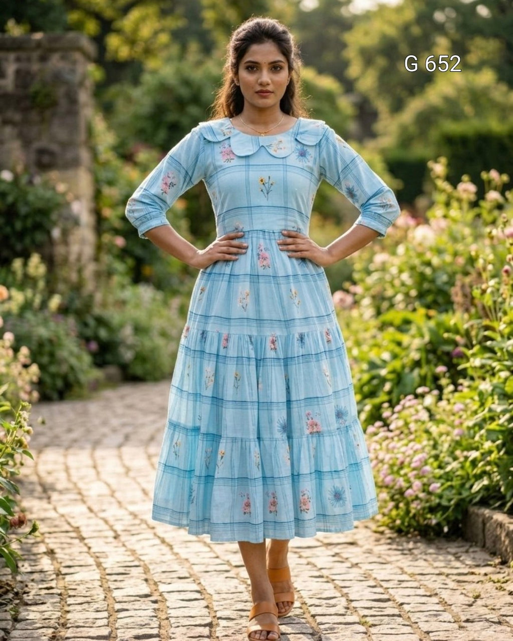 Graceful Designer Kurti with Flared Silhouette Detail