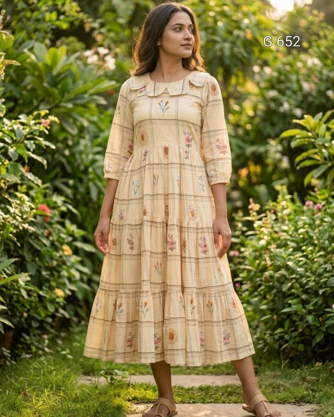 Graceful Designer Kurti with Flared Silhouette Detail