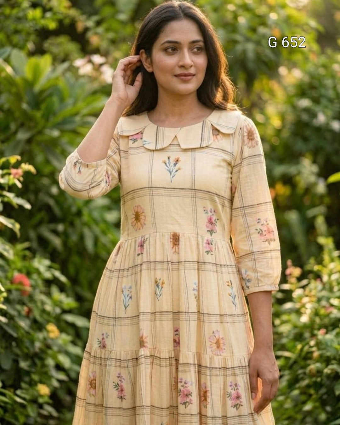 Graceful Designer Kurti with Flared Silhouette Detail